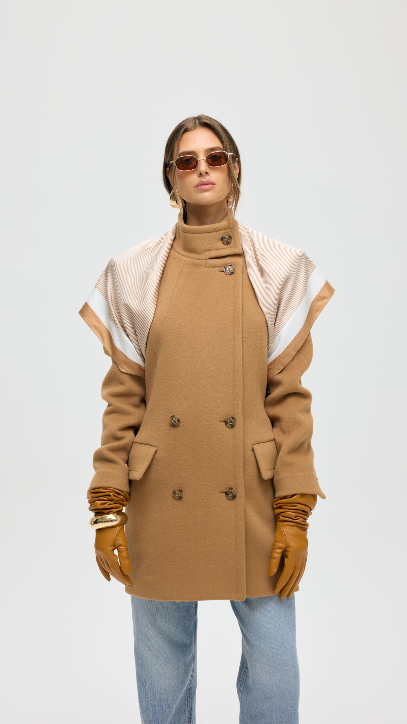 VERTICLE PINSTRIPE SCARF IN TAN AND CREAM