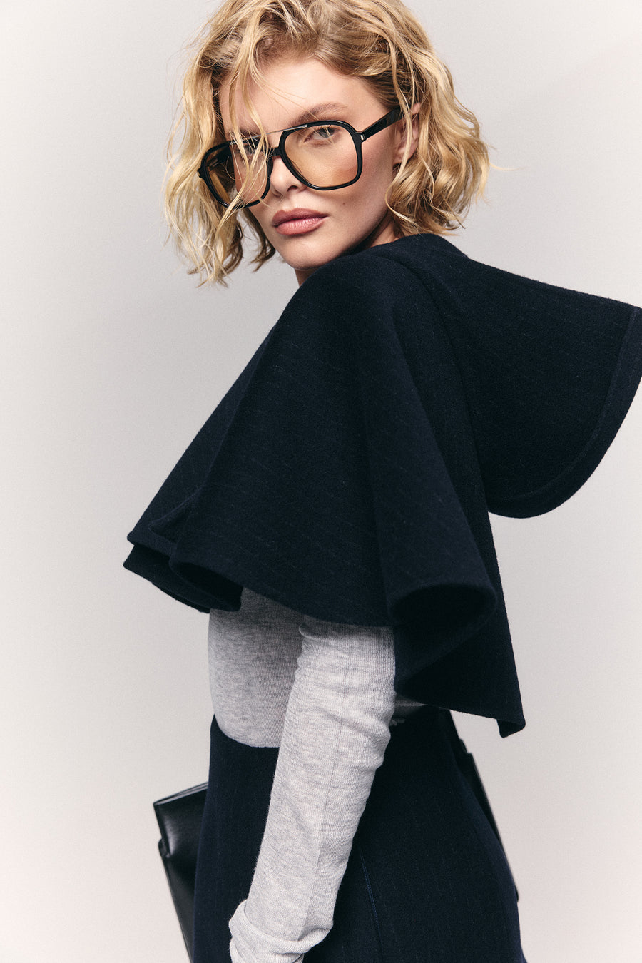 HOODED DRAPE SCARF IN NAVY AND GREY STRIPE